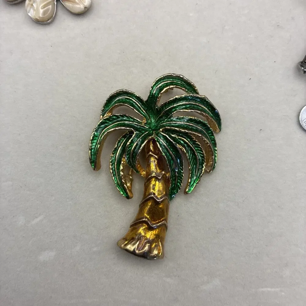 VTG Goldtone Palm Tree Green Enamel Faux Pearls Pin, bikini top, Sara Coventry